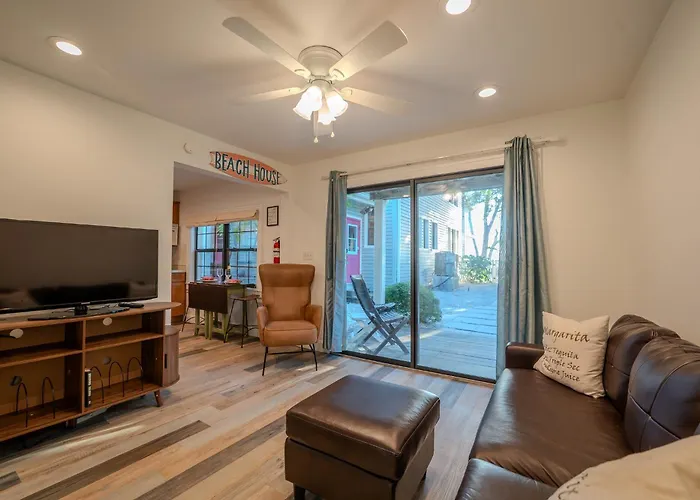 Apartamento On The Retreat Sleeps 6