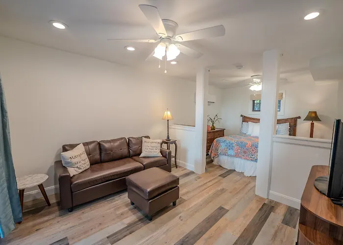 Apartamento On The Retreat Sleeps 6 *