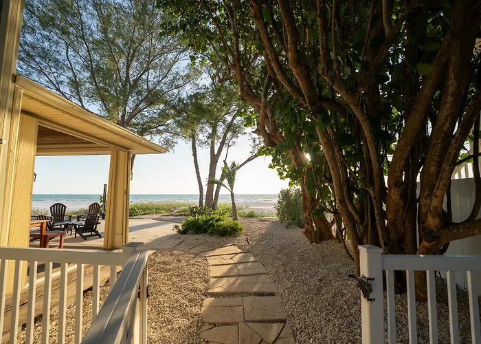 On The Retreat Sleeps 6 * Clearwater Beach